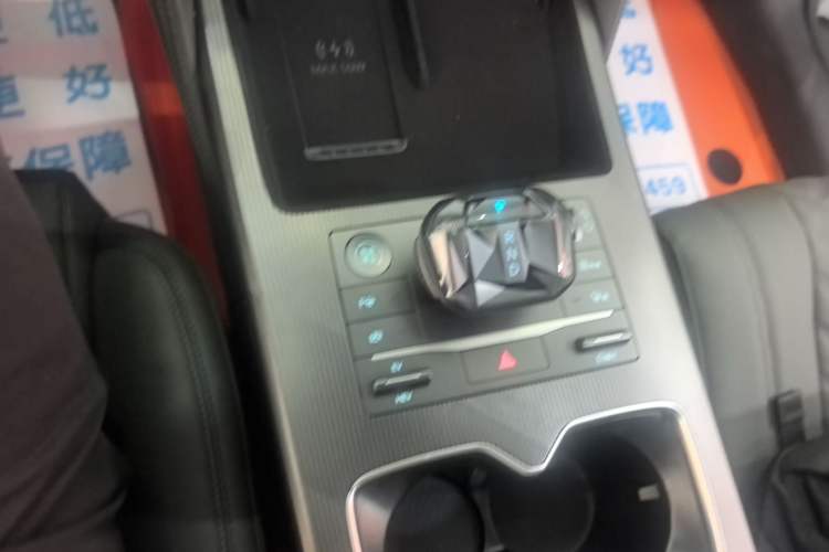 Used BYD Song L DM-i 2025 Intelligent Driving Version 160 km Beyond-Range Type Gear Lever