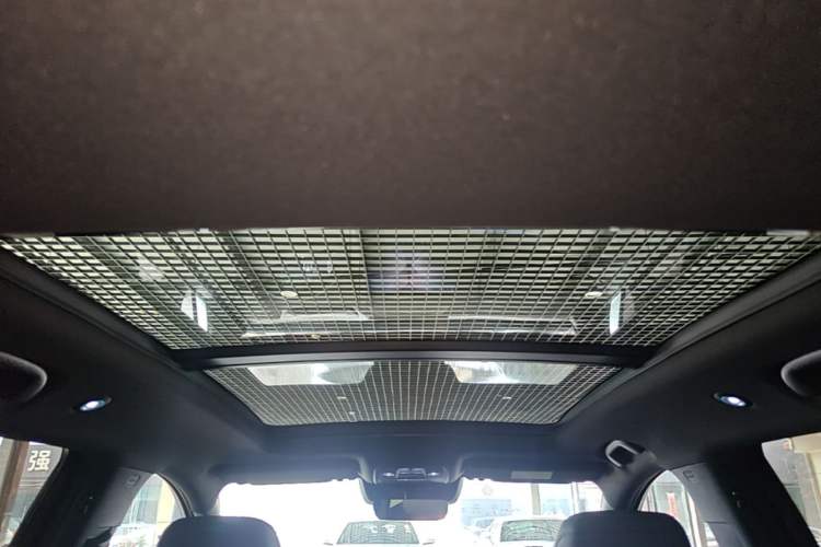 Used BYD Song L DM-i 2025 Intelligent Driving Version 112 km Beyond-Range Type Headliner