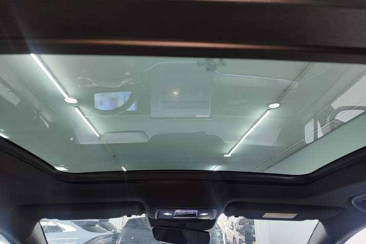 Used BYD Song L DM-i 2025 Intelligent Driving Version 160 km Beyond-Range Type Headliner