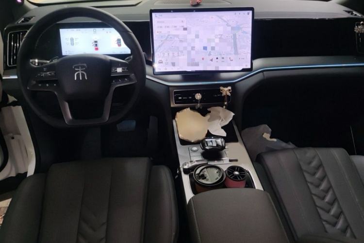 Used BYD Song L DM-i 2025 Intelligent Driving Version 160 km Beyond-Range Type Interior 3