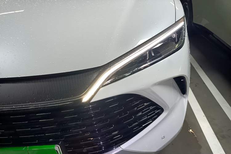 Used BYD Song L DM-i 2025 Intelligent Driving Version 160 km Beyond-Range Type Left Front Headlight