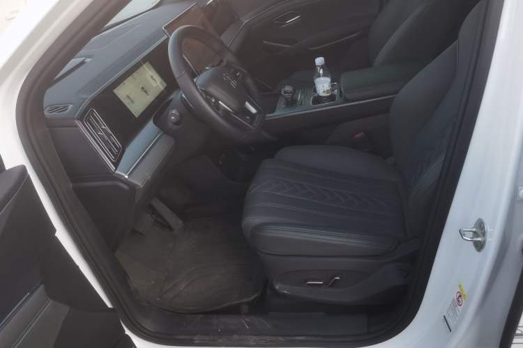 Used BYD Song L DM-i 2025 Intelligent Driving Version 160 km Beyond-Range Type Left Front Seat