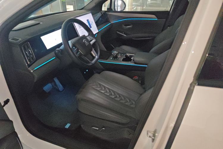 Used BYD Song L DM-i 2025 Intelligent Driving Version 160 km Beyond-Range Type Left Front Seat