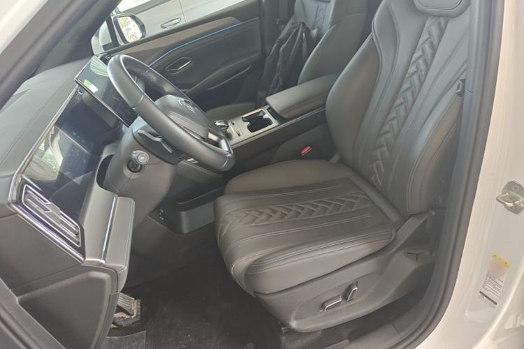 Used BYD Song L DM-i 2025 Intelligent Driving Version 160 km Beyond-Range Type Left Front Seat
