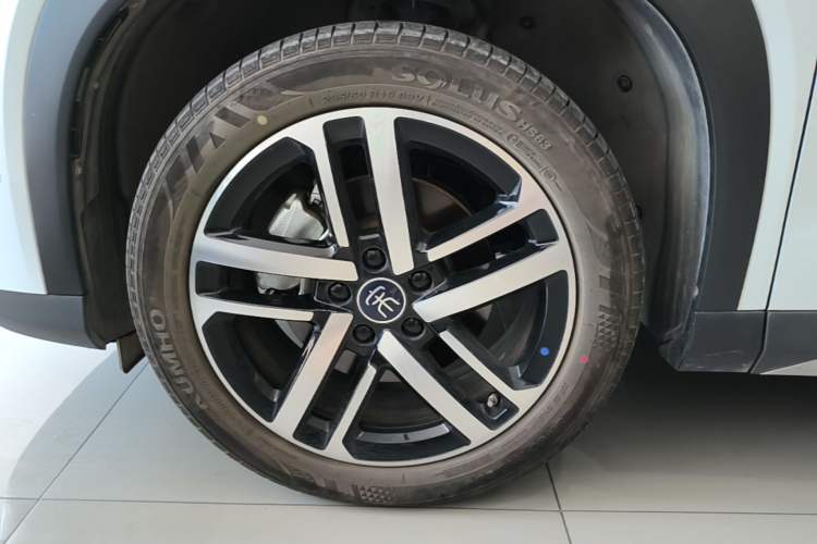 Used BYD Song L DM-i 2025 Intelligent Driving Version 112 km Beyond-Range Type Left Front Wheel Hub