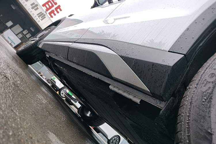 Used BYD Song L DM-i 2025 Intelligent Driving Version 112 km Leading Trim Left Side Sill