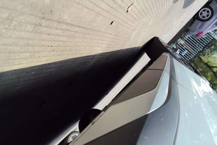 Used BYD Song L DM-i 2025 Intelligent Driving Version 160 km Beyond-Range Type Left Side Sill