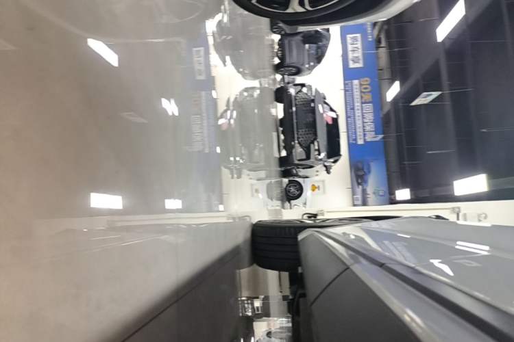 Used BYD Song L DM-i 2025 Intelligent Driving Version 112 km Beyond-Range Type Left Side Sill
