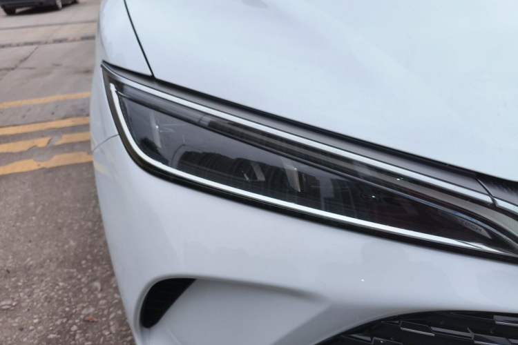 Used BYD Song L DM-i 2025 Intelligent Driving Version 160 km Beyond-Range Type Right Front Headlight