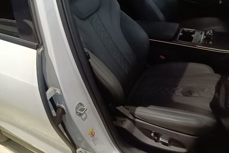 Used BYD Song L DM-i 2025 Intelligent Driving Version 160 km Beyond-Range Type Right Front Seat