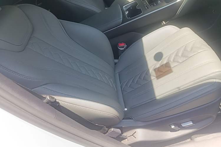 Used BYD Song L DM-i 2025 Intelligent Driving Version 160 km Beyond-Range Type Right Front Seat