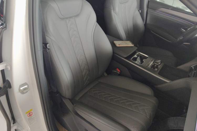 Used BYD Song L DM-i 2025 Intelligent Driving Version 112 km Beyond-Range Type Right Front Seat