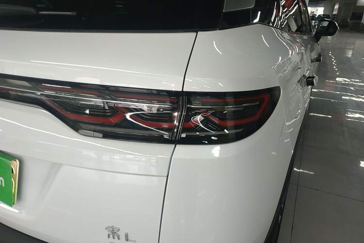 Used BYD Song L DM-i 2025 Intelligent Driving Version 112 km Leading Trim Right Rear Taillight