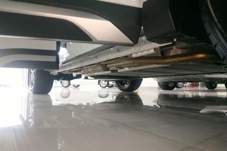 Used BYD Song L DM-i 2025 Intelligent Driving Version 112 km Leading Trim Right Side Sill