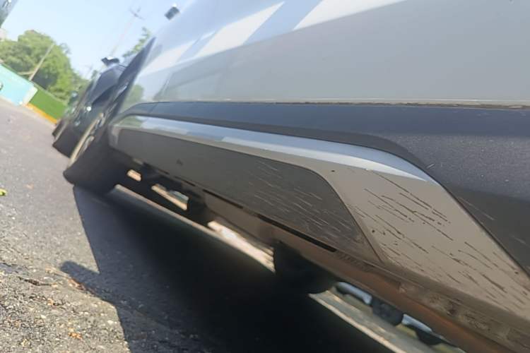 Used BYD Song L DM-i 2025 Intelligent Driving Version 160 km Beyond-Range Type Right Side Sill