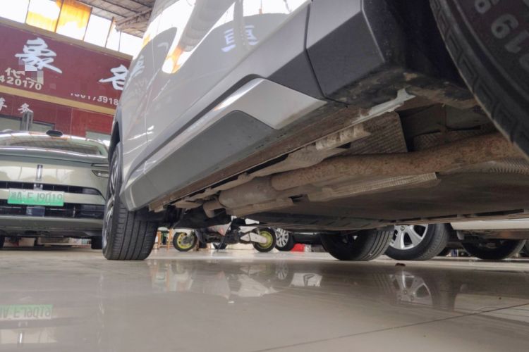 Used BYD Song L DM-i 2025 Intelligent Driving Version 112 km Beyond-Range Type Right Side Sill