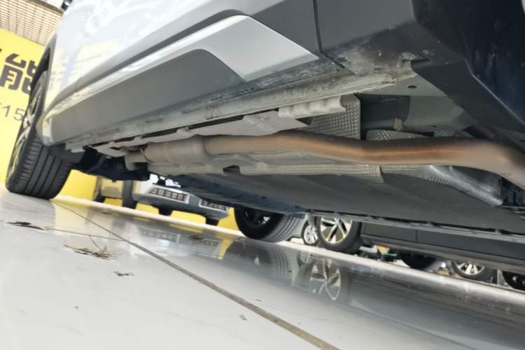 Used BYD Song L DM-i 2025 Intelligent Driving Version 112 km Beyond-Range Type Right Side Sill