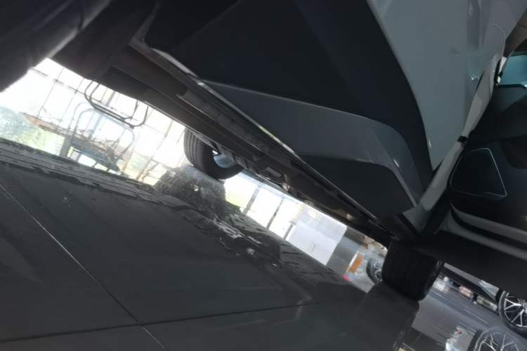 Used BYD Song L DM-i 2025 Intelligent Driving Version 112 km Leading Trim Right Side Sill