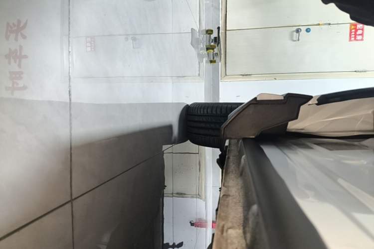 Used BYD Song L DM-i 2025 Intelligent Driving Version 112 km Beyond-Range Type Right Side Sill
