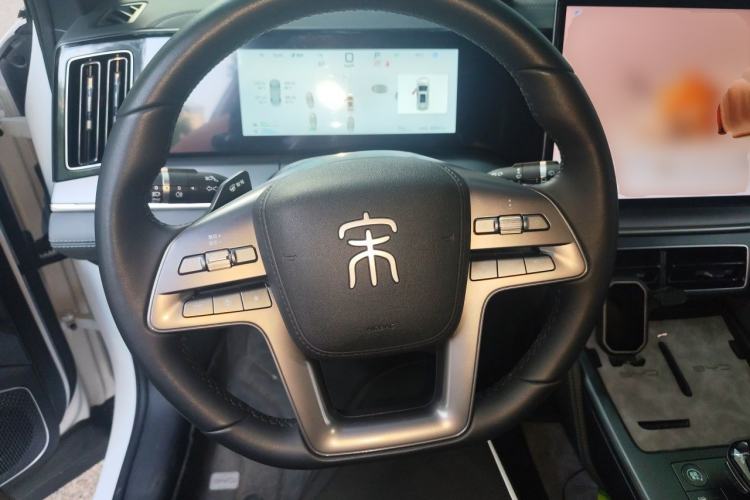 Used BYD Song L DM-i 2025 Intelligent Driving Version 112 km Beyond-Range Type Steering Wheel