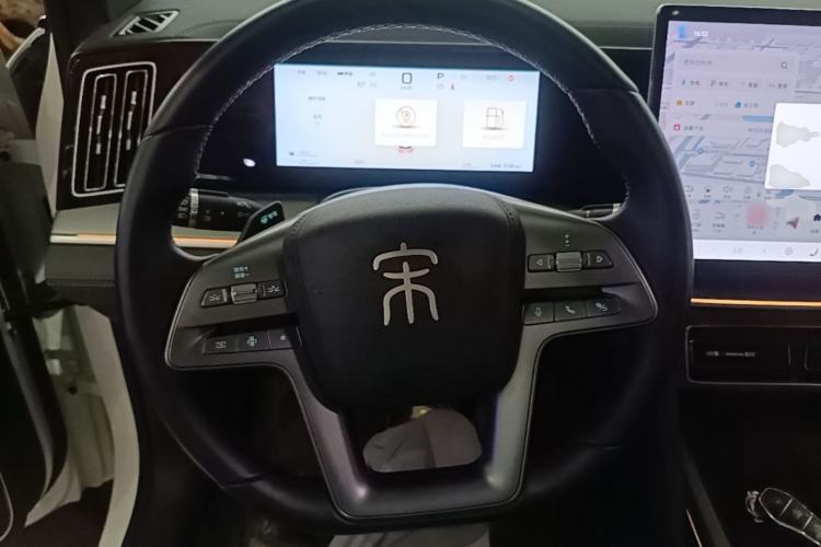 Used BYD Song L DM-i 2025 Intelligent Driving Version 160 km Beyond-Range Type Steering Wheel
