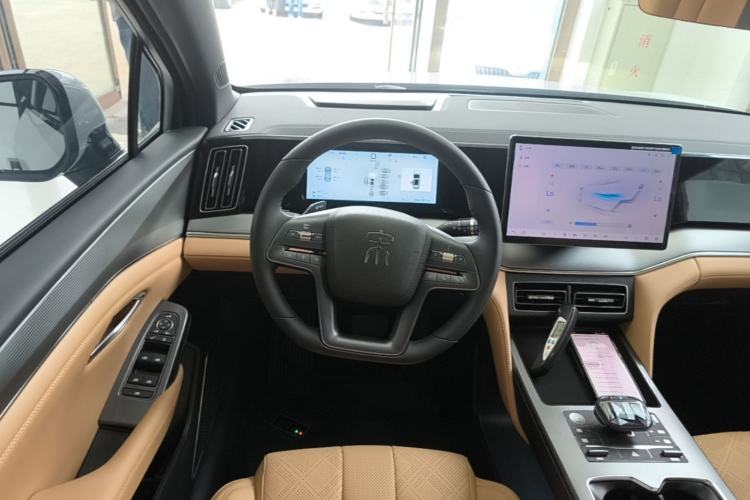 Used BYD Song L DM-i 2025 Intelligent Driving Version 112 km Leading Trim Steering Wheel