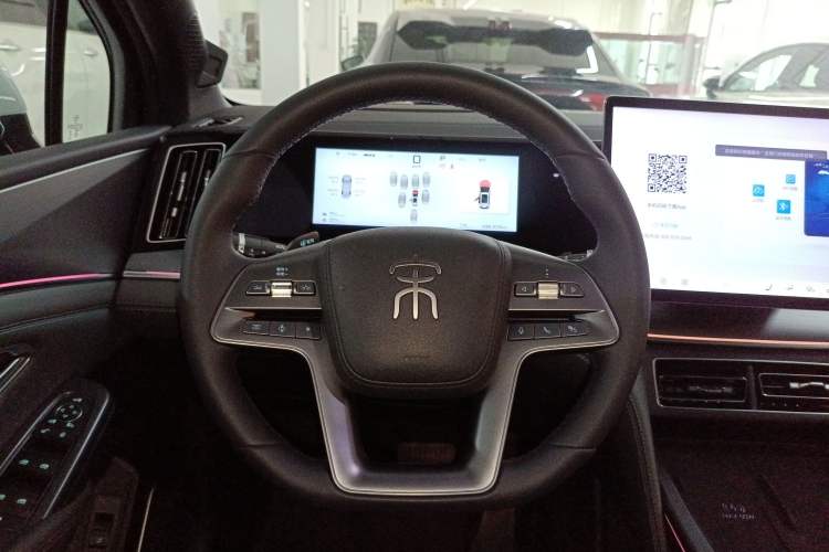 Used BYD Song L DM-i 2025 Intelligent Driving Version 160 km Beyond-Range Type Steering Wheel