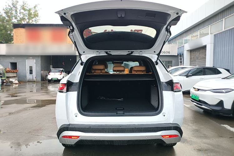 Used BYD Song L DM-i 2025 Intelligent Driving Version 112 km Leading Trim Trunk