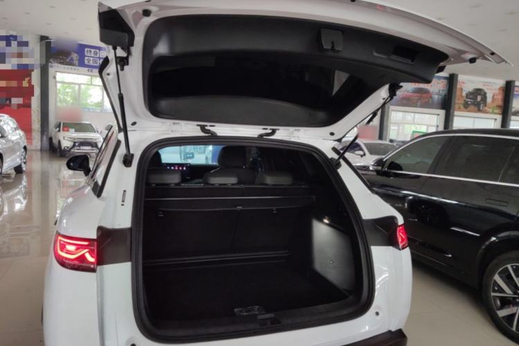 Used BYD Song L DM-i 2025 Intelligent Driving Version 112 km Leading Trim Trunk
