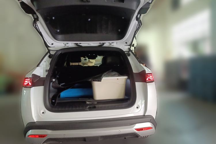 Used BYD Song L DM-i 2025 Intelligent Driving Version 112 km Leading Trim Trunk