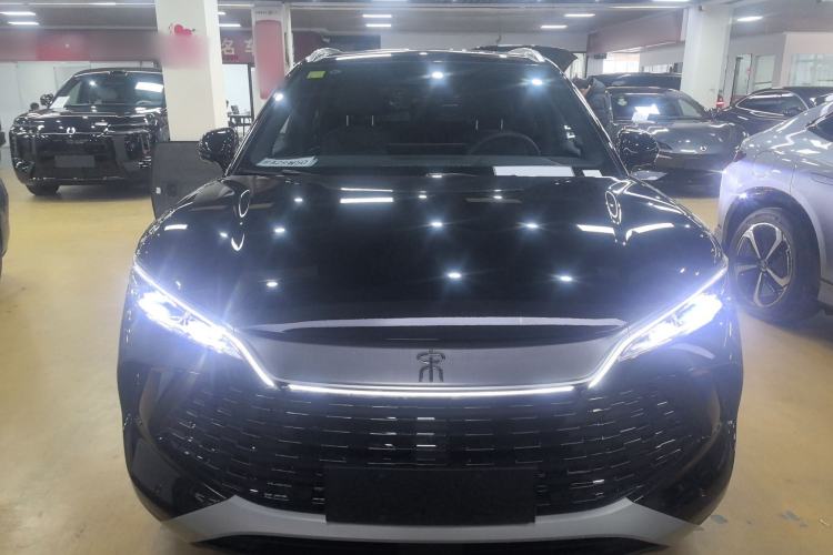 Used BYD Song L DM-i 2026 Model 200KM Superior Version Front