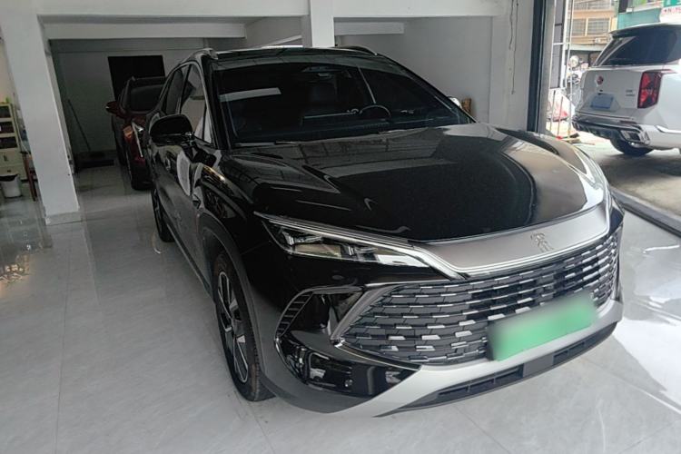 Used BYD Song L DM-i 2026 Model 200KM Superior Version Front Right 45 Deg