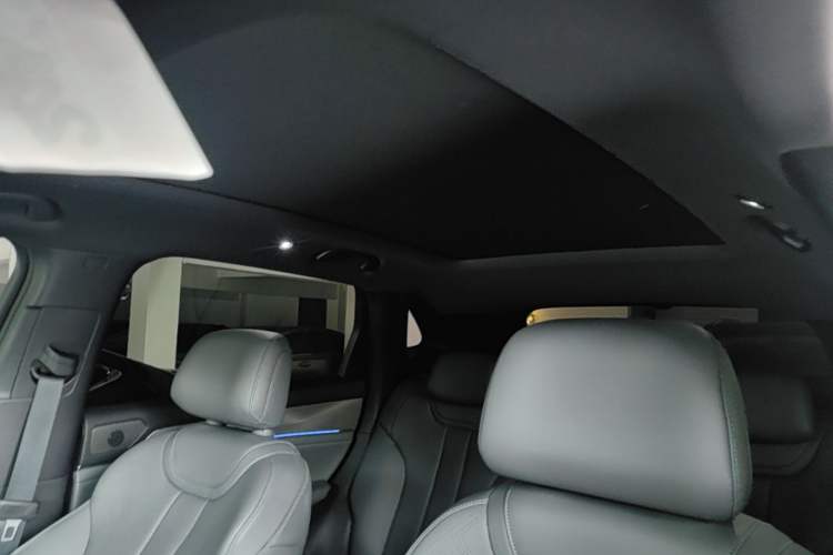Used BYD Song L DM-i 2026 Model 200KM Superior Version Headliner