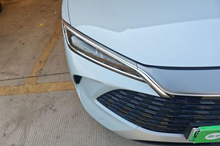 Used BYD Song L DM-i 2026 Model 130KM Superior Version Right Front Headlight