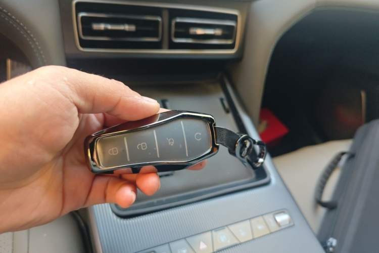 Used BYD Song L DM-i 2026 Model 130KM Superior Version Vehicle Key