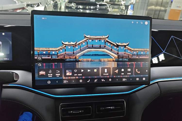 Used BYD Song L DM-i 2026 Model 130KM Superior Version Audio And AC Panel