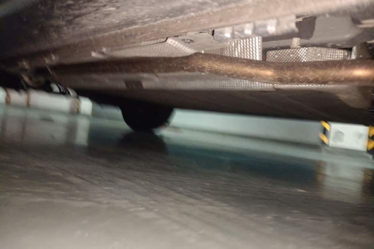 Used BYD Song L DM-i 2026 Model 200KM Superior Version Chassis Front Right