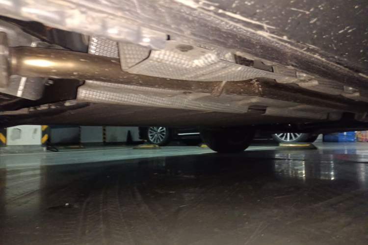 Used BYD Song L DM-i 2026 Model 200KM Superior Version Chassis Rear Right