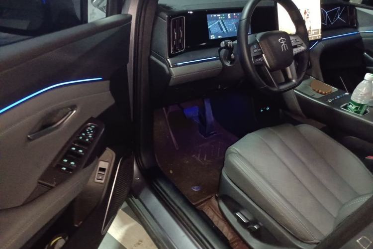 Used BYD Song L DM-i 2026 Model 200KM Superior Version Driver Seat