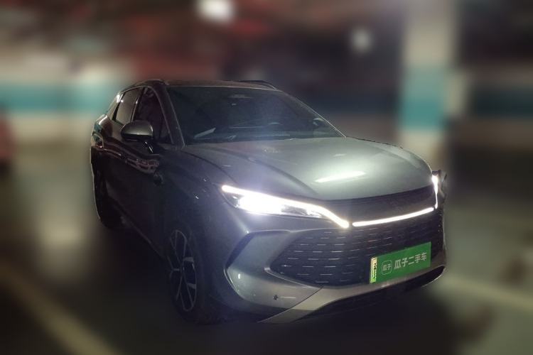 Used BYD Song L DM-i 2026 Model 200KM Superior Version Front Right 45 Deg