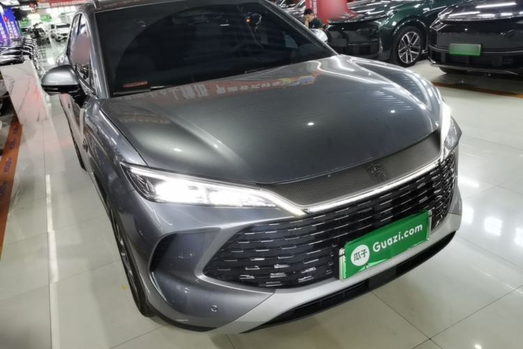 Used BYD Song L DM-i 2026 Model 200KM Superior Version Front Right 45 Deg