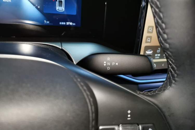 Used BYD Song L DM-i 2026 Model 200KM Superior Version Gear Lever