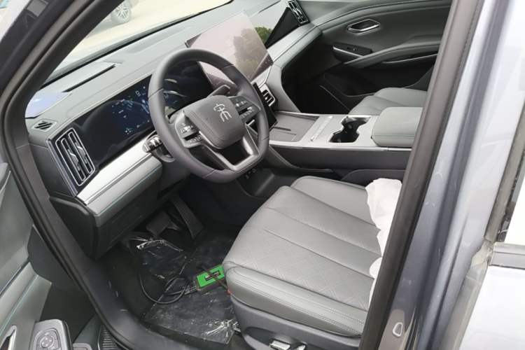 Used BYD Song L DM-i 2026 Model 130KM Superior Version Left Front Seat