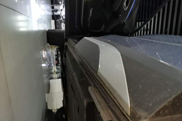 Used BYD Song L DM-i 2026 Model 200KM Superior Version Left Side Sill