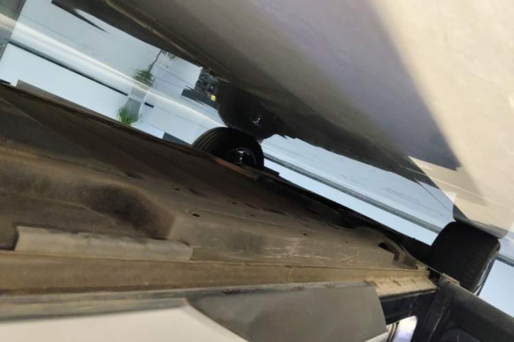 Used BYD Song L DM-i 2026 Model 130KM Superior Version Left Side Sill