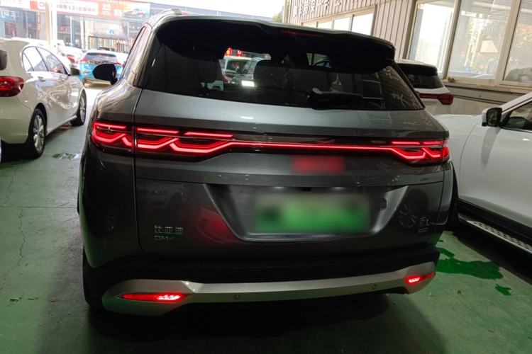 Used BYD Song L DM-i 2026 Model 200KM Superior Version Rear