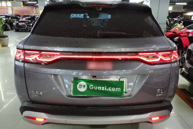 Used BYD Song L DM-i 2026 Model 200KM Superior Version Rear