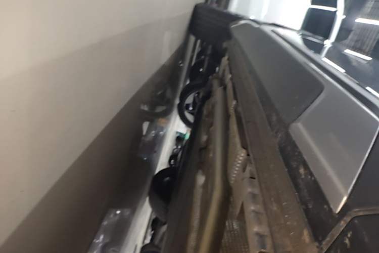 Used BYD Song L DM-i 2026 Model 200KM Superior Version Right Side Sill