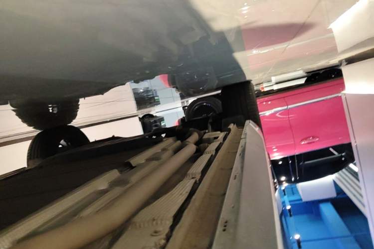 Used BYD Song L DM-i 2026 Model 130KM Superior Version Right Side Sill