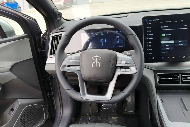 Used BYD Song L DM-i 2026 Model 130KM Superior Version Steering Wheel